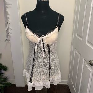 Sentiments Lace 100% Nylon Chiffon Ivory Off white Lingerie Sleepwear